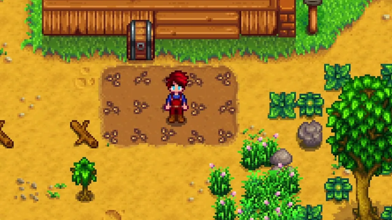Stardew Valley: A small planting area beside the farmhouse