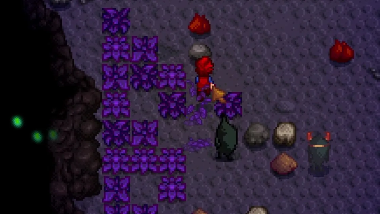Stardew Valley: Mining on a deeper purple Mines floor