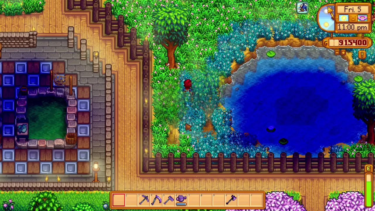 Stardew Valley: Farm paths around a pond and buildings